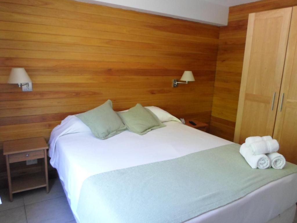 Apart Hotel Robles Del Sur San Martin de los Andes Room photo